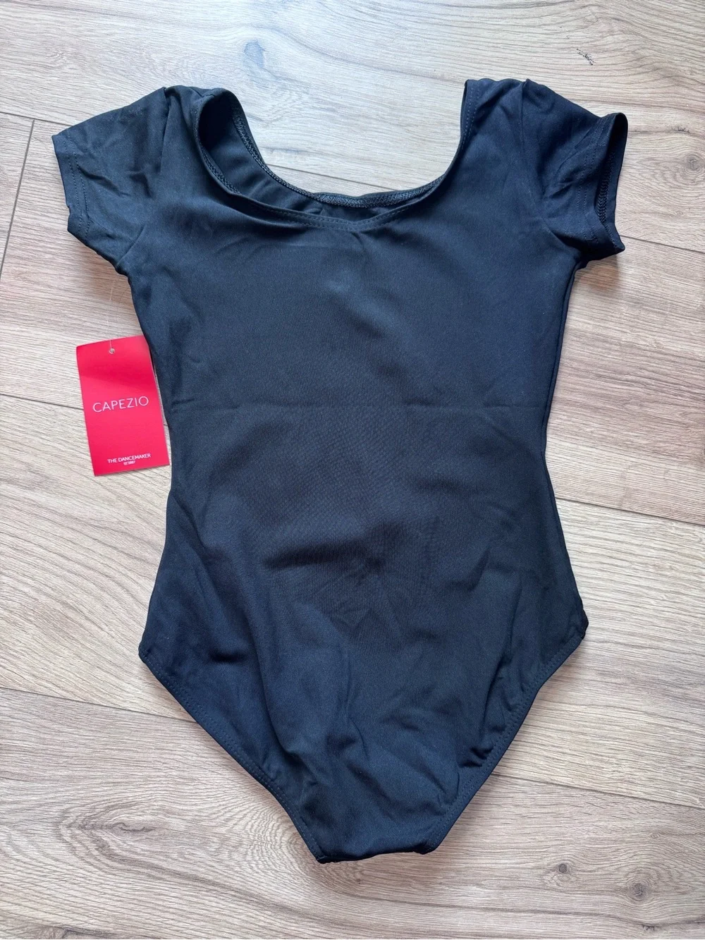 Capezio Short Sleeve Leotard - Girls Large NWT
